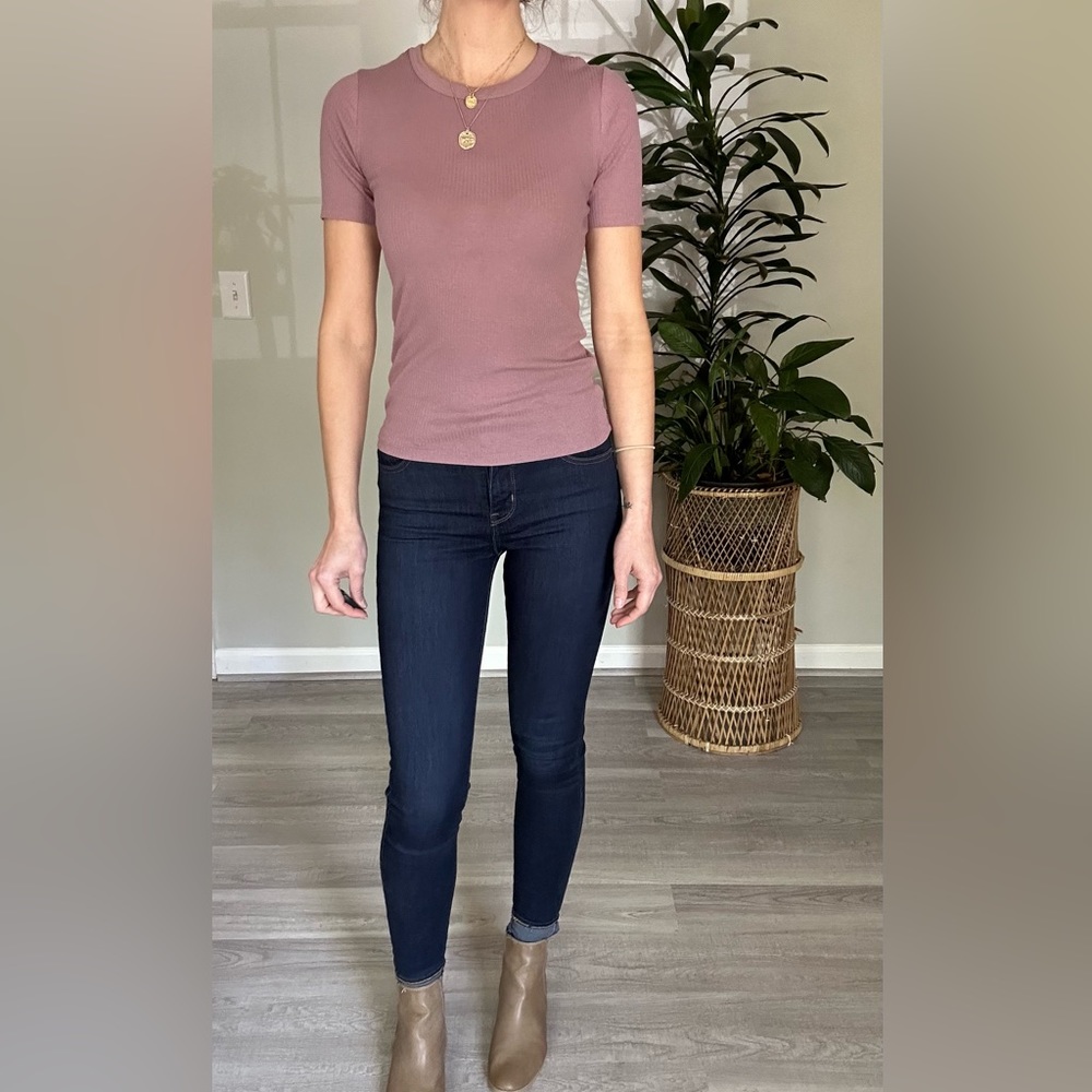Short sleeve purple t-shirt